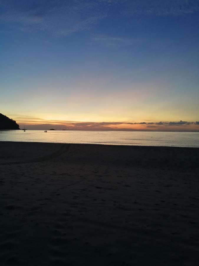 Rainbow Tioman Cottage Kampong Juara Екстериор снимка