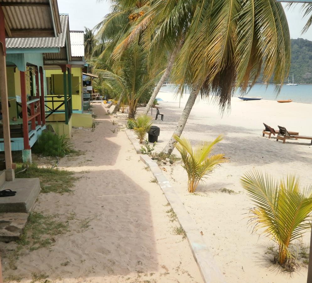 Rainbow Tioman Cottage Kampong Juara Екстериор снимка