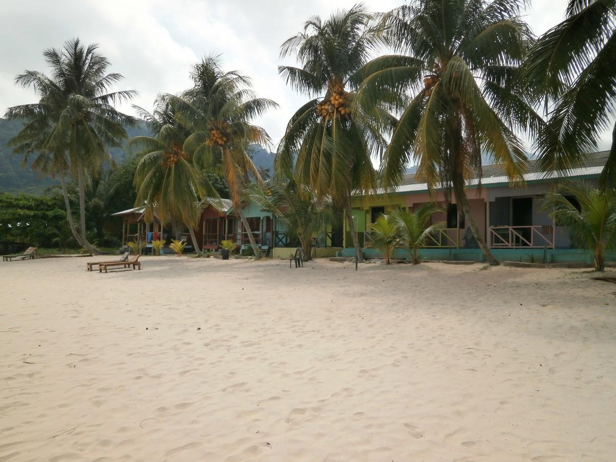 Rainbow Tioman Cottage Kampong Juara Екстериор снимка