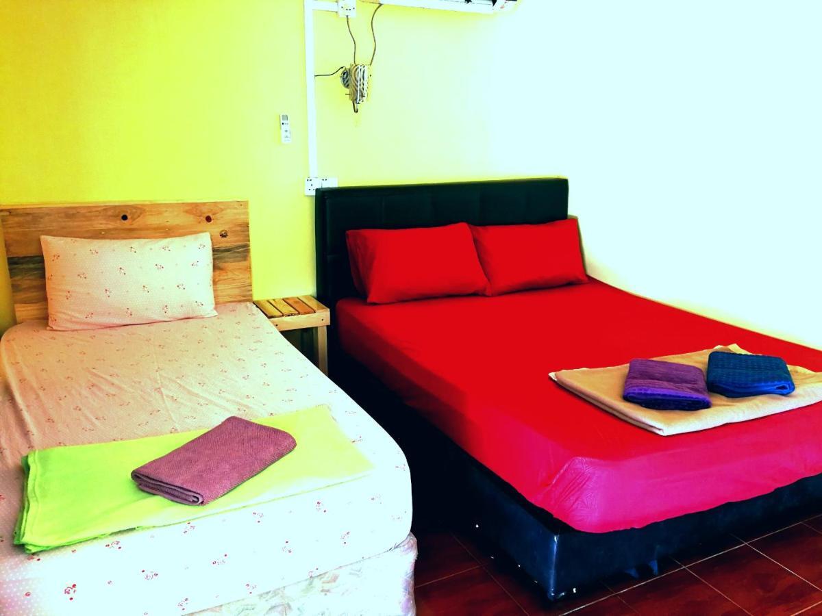Rainbow Tioman Cottage Kampong Juara Екстериор снимка
