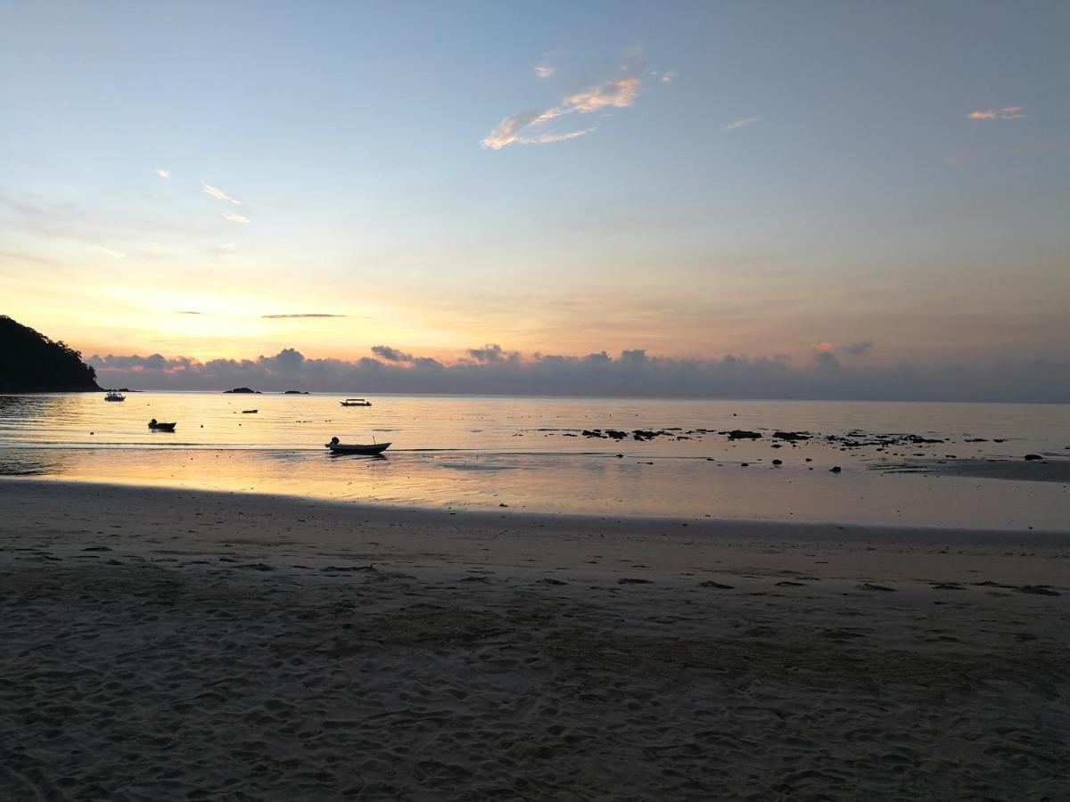 Rainbow Tioman Cottage Kampong Juara Екстериор снимка