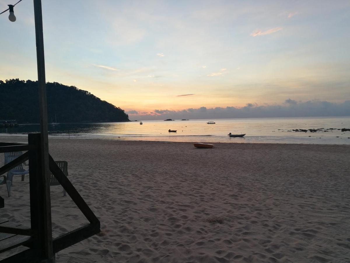 Rainbow Tioman Cottage Kampong Juara Екстериор снимка
