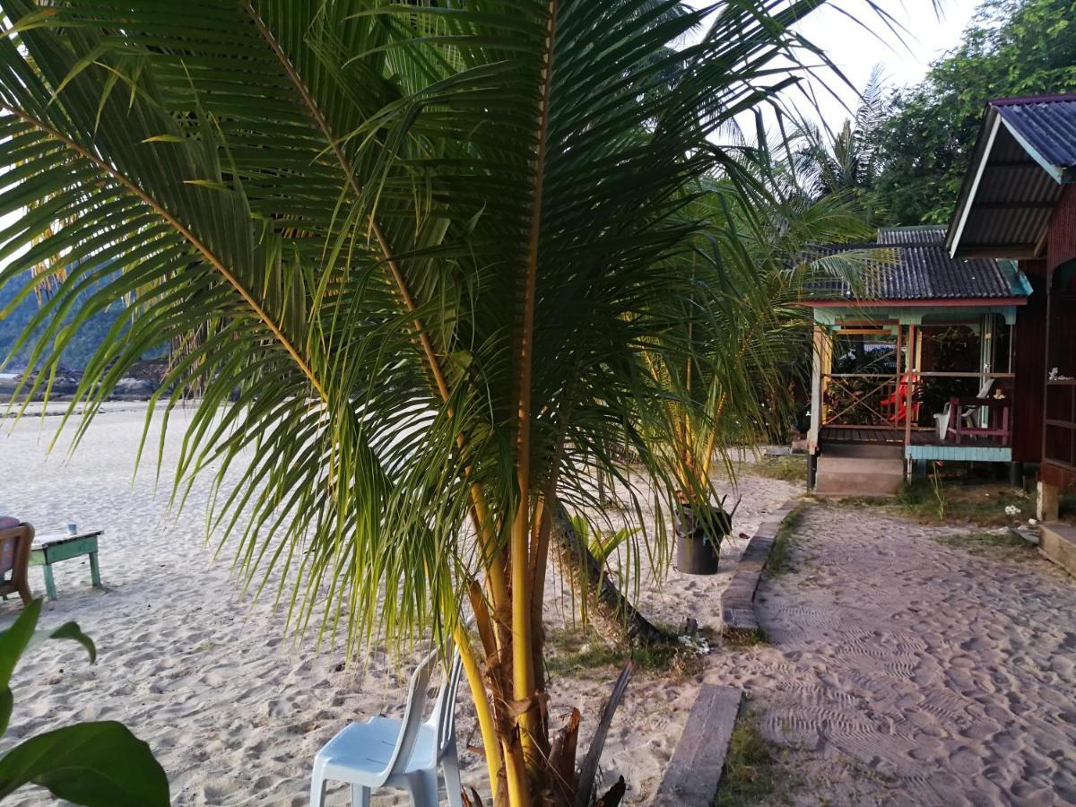 Rainbow Tioman Cottage Kampong Juara Екстериор снимка